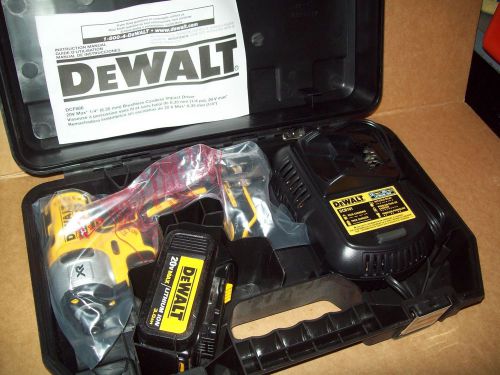 Dewalt dcf886 20v 1/4 impact driver w/ battery dcb200 and charger as bonus for sale