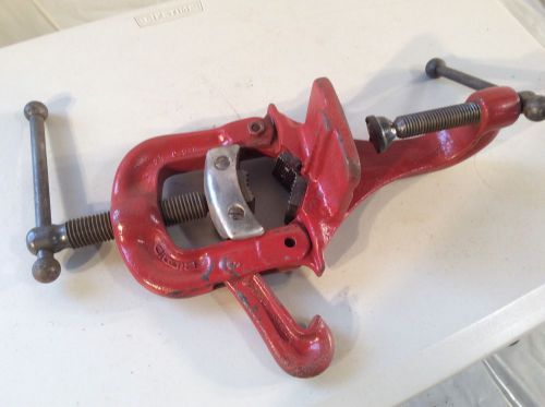 Ridgid pipe threading  vise no. 38 yoke vise 1/8&#034; to 2&#034; pipe clamp vise for sale