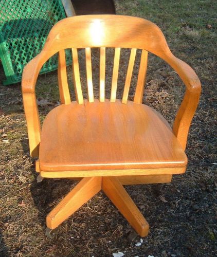 Oak office retro desk round barrel back banker lawyer chair nice, no flip base