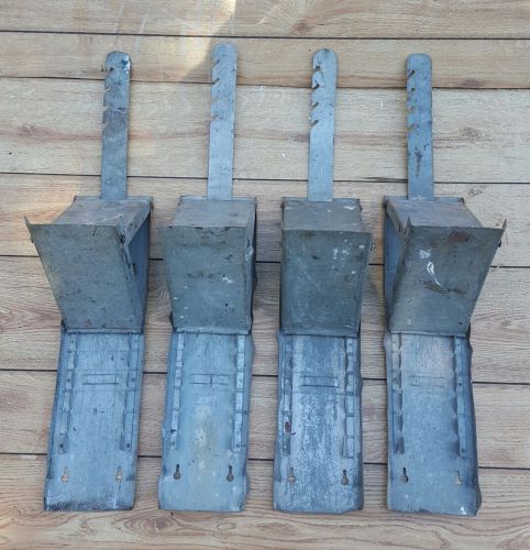 Lot Of 4 Steel ADJUSTABLE ROOF BRACKETS Qualcraft Industries Adj Slater Style