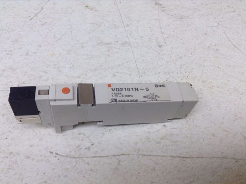 SMC VQ2101N-5 24 VDC Pneumatic Solenoid Valve VQ2101N5