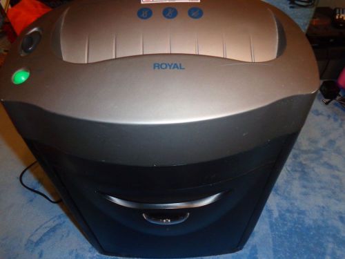 Royal 10x 10 Sheet Cross Cut Paper Shredder Model PCUA 29102L Used Great Conditn