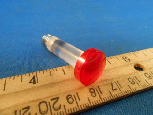 700117-7E6 GENERAL INSTRUMENT  RED LENS  LENGTH:1.7-HI:0.18  NOS