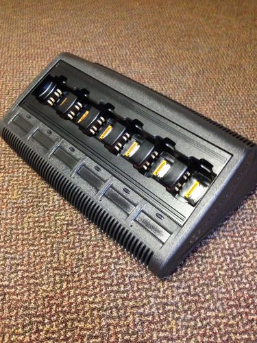 Motorola wpln4197a impres adaptive multi-unit radio charger for sale