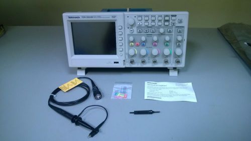 Tektronix TDS 2024B Four Channel Digital Storage Oscilloscope 200 MHz 2GD/s