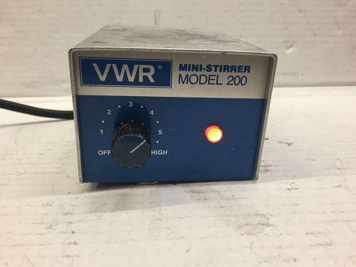 VWR Scientific Mini-Stirrer Model 200 Magnetic Laboratory Mixer Plate 58940-158