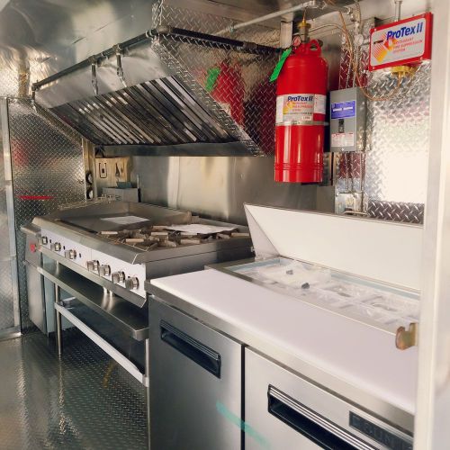 2002 Food Truck Brand New Kitchen (571-274-0611) low mileage