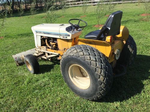 International Cub Lo-Boy 185 with Deck and Blade