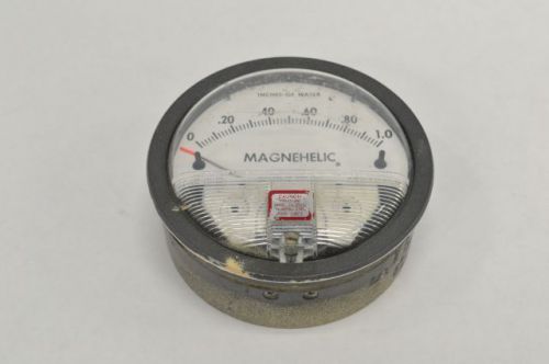 DWYER 2001 MAGNEHELIC PRESSURE 0-1.0IN-H2O 4 IN 1/8 IN NPT GAUGE B228757