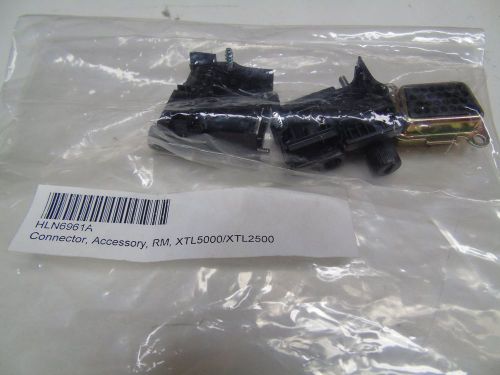 Motorola APX6500 XTL5000 XTL2500 Rear Accy Connector  HLN6961A NEW OEM