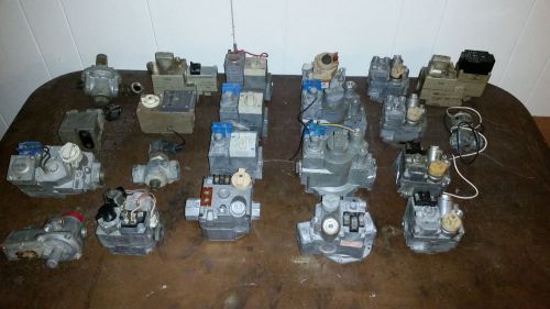 Lot of 22 misc furnace boiler heater gas valves honeywell robertshaw iit penn for sale