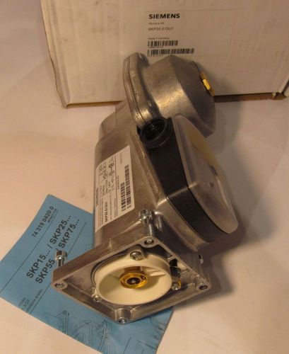 NEW SIEMENS SKP25.013U1 120V PRESSURE REGULATING GAS VALVE ACTUATOR