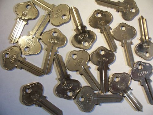 17   VINTAGE   ILCO  SARGENT  1010B    KEYS   UNCUT    LOCKSMITH