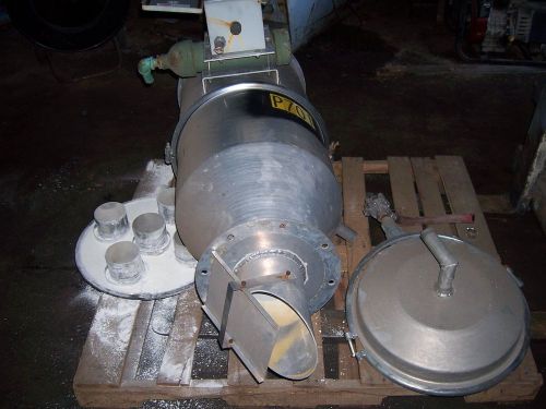 USED ALUMINUM WALTON / STOUT DUST COLLECTOR