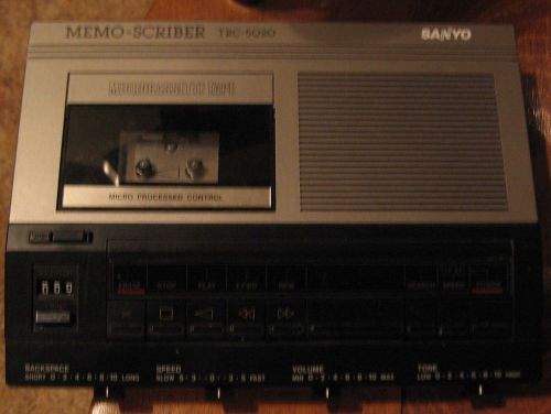 NICE SANYO TRANSCRIBER TRC-5020 MICRO CASSETTE MEMO-SCRIBER &amp; SANYO FOOT PEDAL!