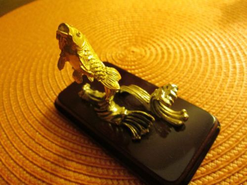 Business Card Holder Wood &amp; Goldplate Carp *Risis Company