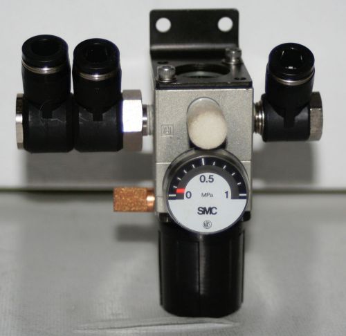 PRECISION PNEUMATIC REGULATOR SMC VEX1A33