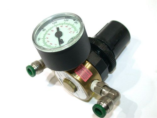 WATTS BRASS AIR/WATER REGULATOR  1/4&#034; NPT R364-01C