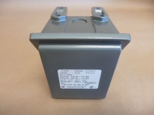 UE United Electric 400 Series NEMA 4X Multi-Output Pressure Switch J400-442