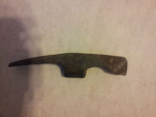 VINTAGE HAMMER HEAD USED FOR BRICK WORK USED