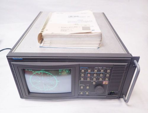 TEKTRONIX VM700A VIDEO MEASUREMENT SET w/ COMPLETE MANUAL