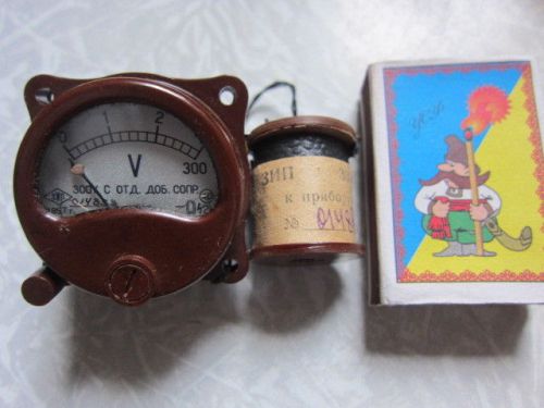 SOVIET USSR Army Voltmeter M61 (0-300) -1957 year (diameter - 40mm) + ZIP