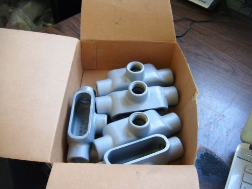 NEW APPLETON ELECTRIC LOT OF 5 3/4&#034; CONDUIT BODY GRAYLOY T27