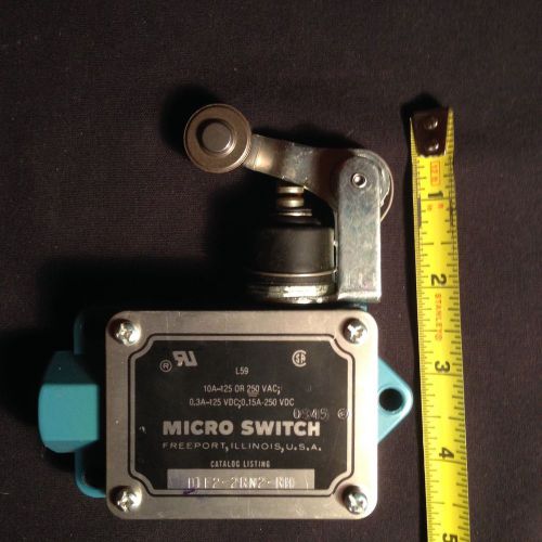 MICROSWITCH DTF2-2RN2-RH LIMIT SWITCH BRAND NEW