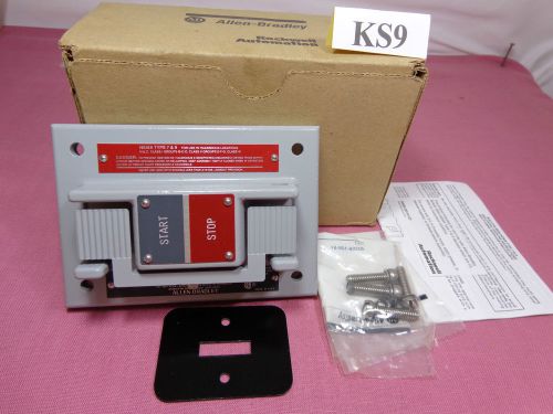 ALLEN BRADLEY 800H-NP15 SER.X PUSHBUTTON STATION W/OUTLET BOX NEW START-STOP