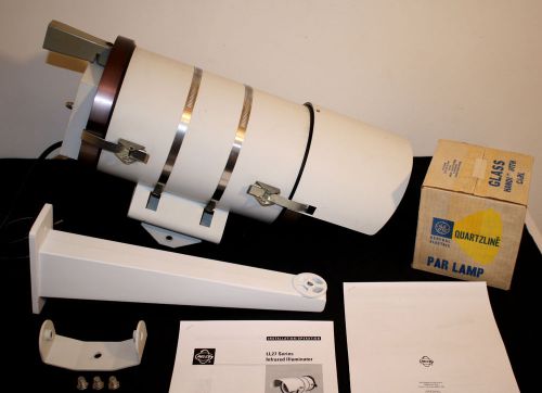 PELCO Security LL27MF Medium Flood IR Infrared Illuminator 500W New Lamp &amp; Mount