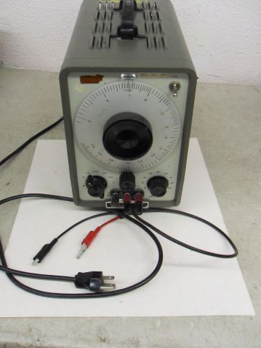 HP MODEL 200CD WIDE RANGE OSCILLATOR