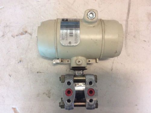 Honeywell Smart Pressure Transmitter ST3Q00 STD130-E1H Used