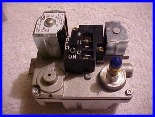 NEW 36E29 202 GAS VALVE YORK # SI-025-32794-700 02532794700 02538799000 NEW