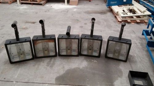 Outdoor parking/ arena lights 400 watt metal halide flood lighting, lot of 5 for sale