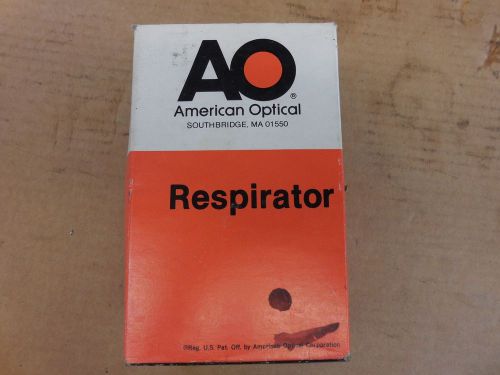 NEW AMERICAN OPTICAL R9722 RESPIRATOR   052583 Chlorine, Hydrogen Chloride...