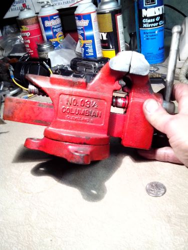 COLUMBIAN SWIVEL VISE NO.03 1/2 CLEVELAND OHIO