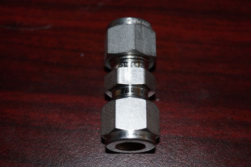 Swagelok tube fitting, union, 3/8 in. tube od  ss-600-6 for sale