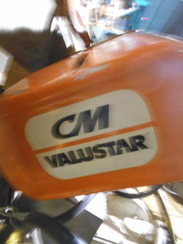 USED CM VALUSTAR CHAIN HOIST 1 TON  240/480 V  10 FT