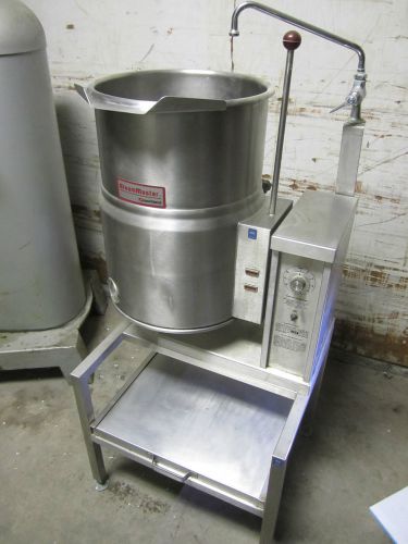 Southbend steam master kect-12 steam jacketed manual tilt kettle w/ stand for sale