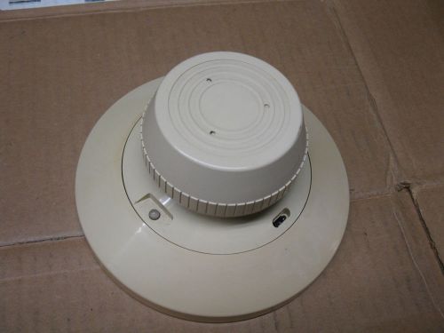 Est edwards  1551f plug-in intelligent smoke detector ionization &amp; b210lpf base for sale