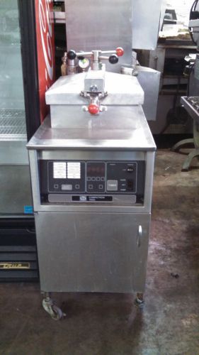 Henny Penny 500 Electric Pressure Fryer Digital  (Single Phase 220)