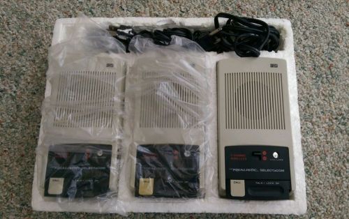 REALISTIC SELECTaCOM 2 CHANNEL  WIRELESS INTERCOM SYSTEM # 43-226