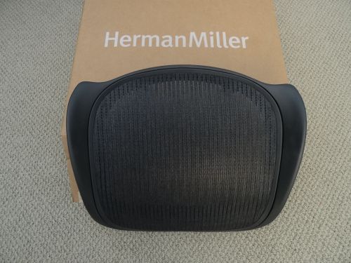 NEW HERMAN MILLER AERON SIZE B GRAY/BLACK SEAT PAN AND MESH OEM NIB PARTS