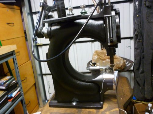 Tippmann boss sewing machine for sale