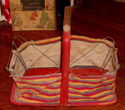 VINTAGE SHOPPING BASKET - METAL FRAME &amp; CANVAS (NEISNER&#039;S) - COLLAPSIBLE DESIGN