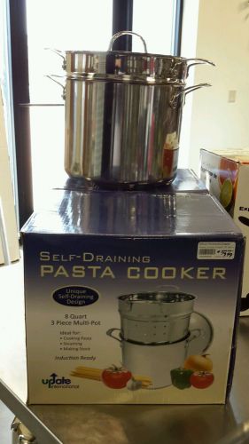 Levitare Self-Draining 8 Qt. Pasta Cooker