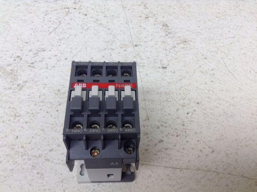 ABB N40E Relay 110/110-120 VAC Coil 4 NO