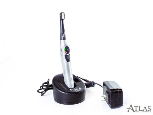 Dentsply SmartLite MAX Dental Cordless Visible Curing Light for Polymerization