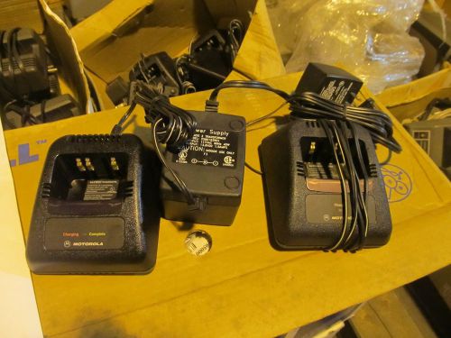 Motorola Charger Rapid Rate NTN1174A NTN1175A Portables Radios