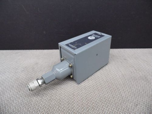 Allen Bradley 836-C7A PRESSURE SWITCH - USED - GUARANTEE - AB 836 C7A